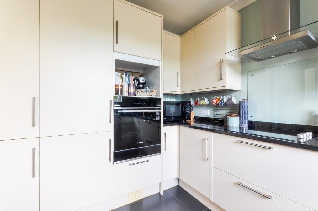 Additional image 13 of Park Avenue, Eastbourne, East Sussex, BN22