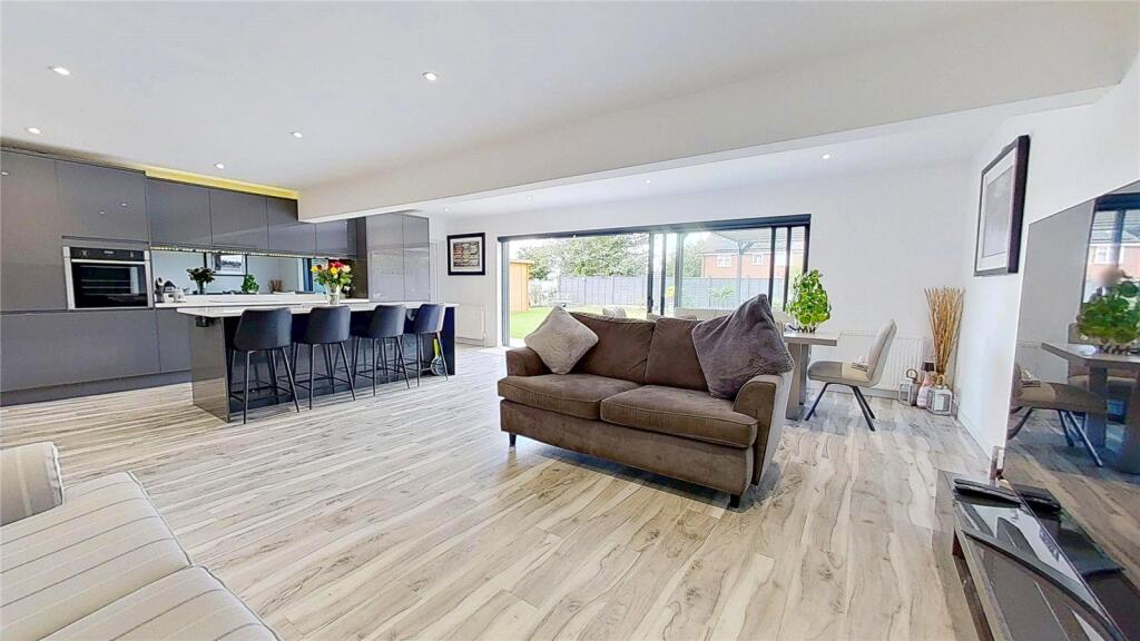 Additional image 5 of Adur Avenue, Worthing, West Sussex, BN13