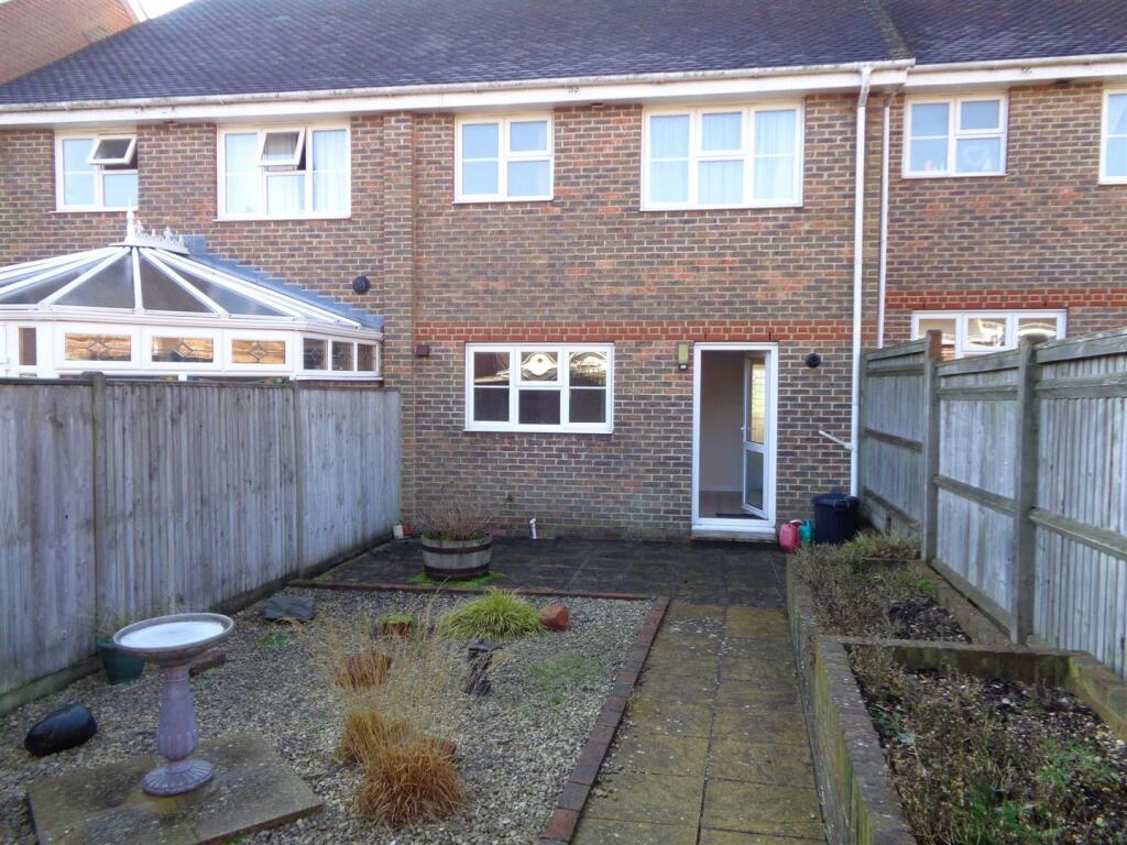 Additional image 14 of Grand Avenue, Seaford