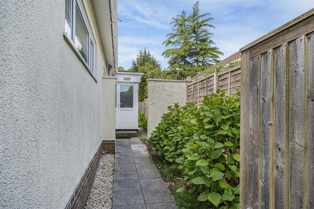 Additional image 22 of Warren Close, Eastbourne