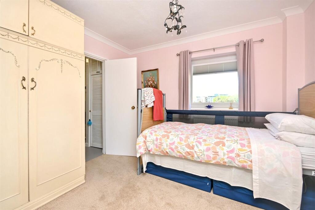 Additional image 15 of Royal Parade, Eastbourne