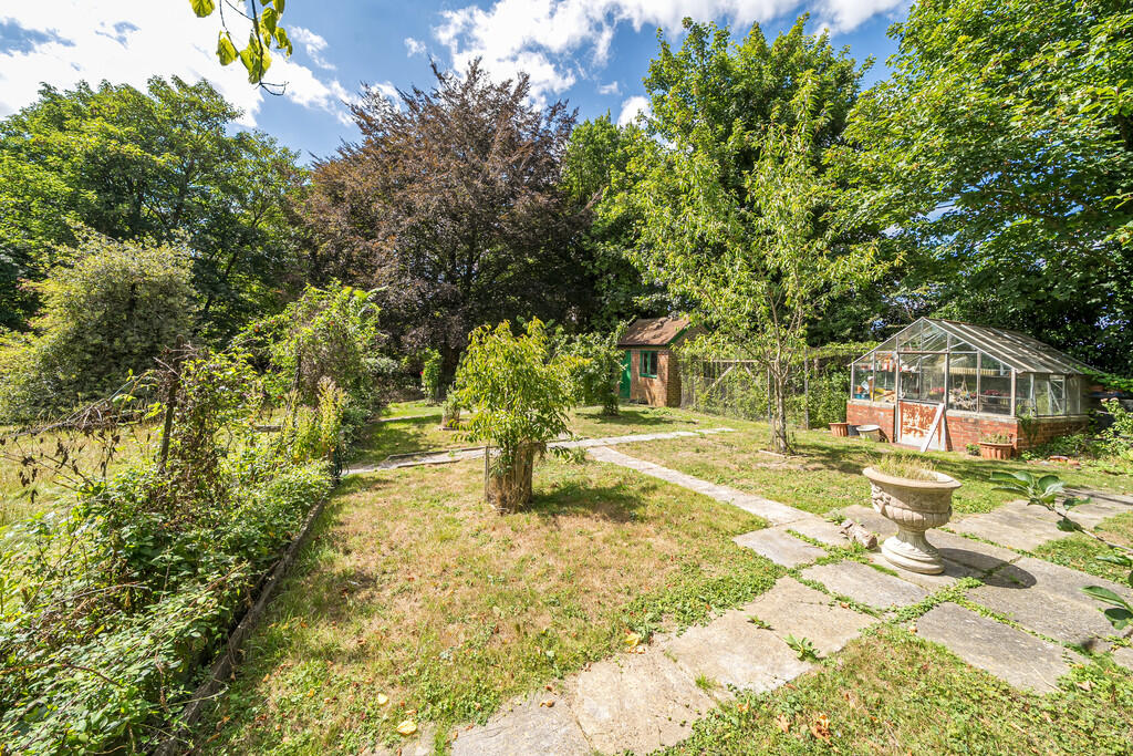 Additional image 7 of Amberley - Edwardian house with stunning views