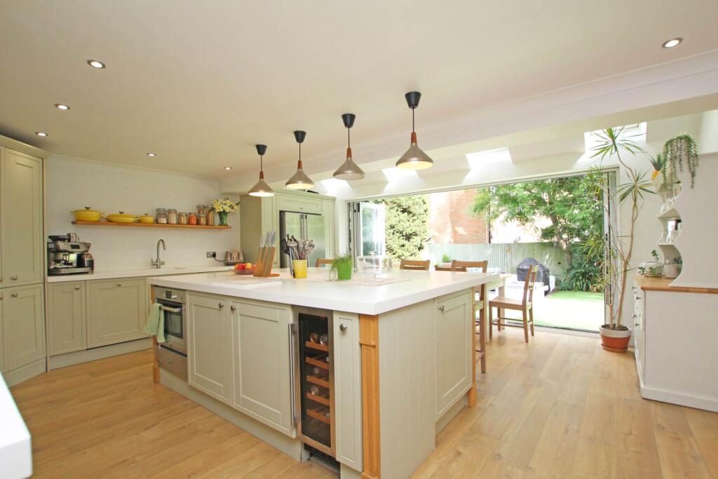 Additional image 13 of Coral Reef Close, Eastbourne, BN23 5PF