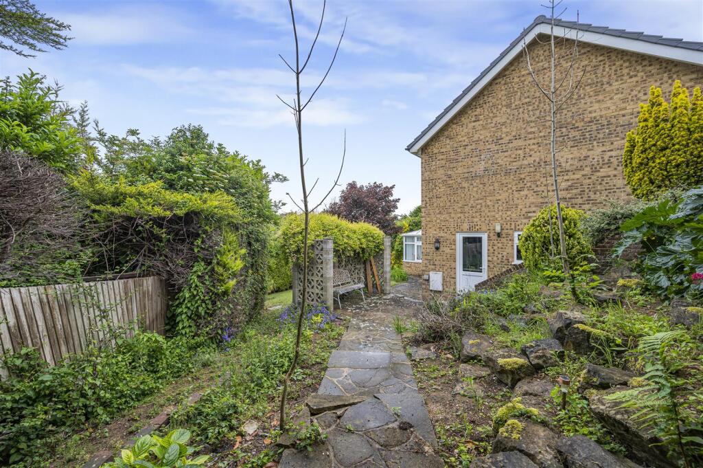 Additional image 22 of Victor Close, Seaford
