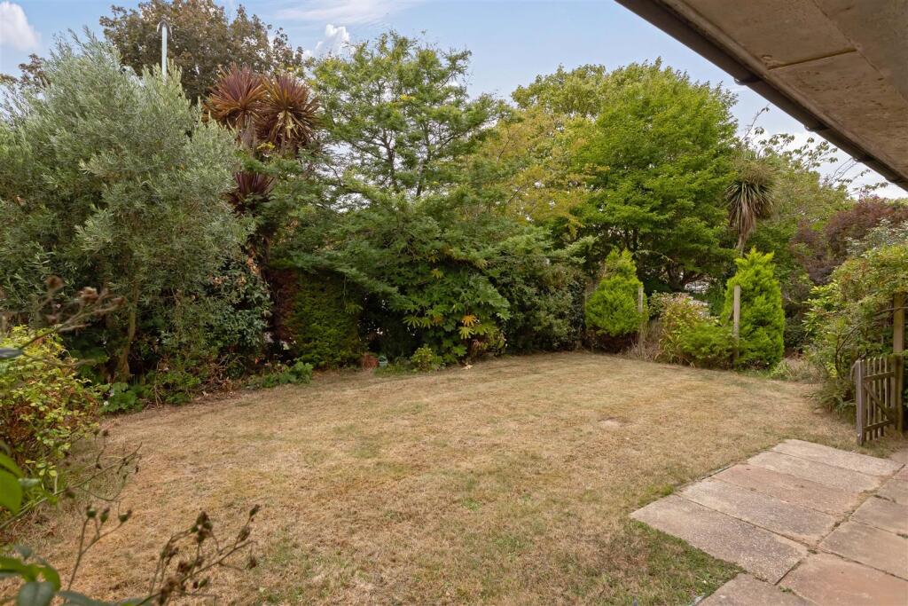 Additional image 2 of Aldsworth Avenue, Goring-By-Sea, Worthing