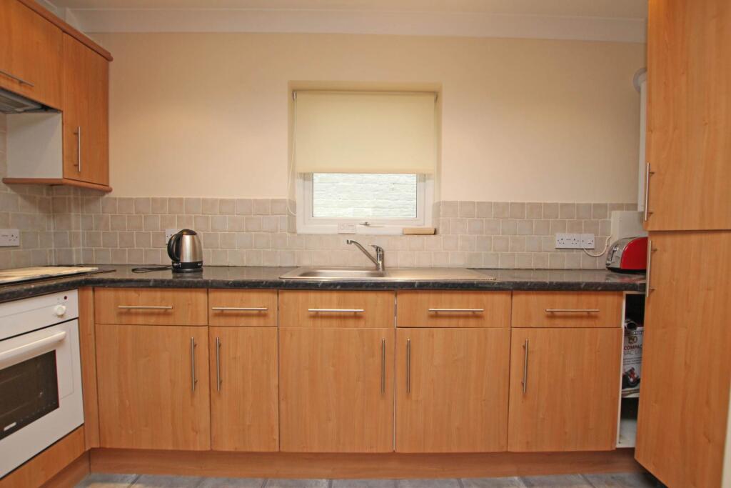 Additional image 6 of South Street, Eastbourne, BN21 4XB