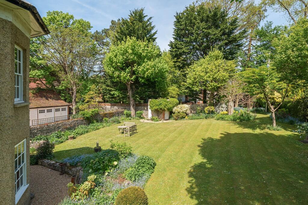 Additional image 32 of 23 High Street, Findon, BN14