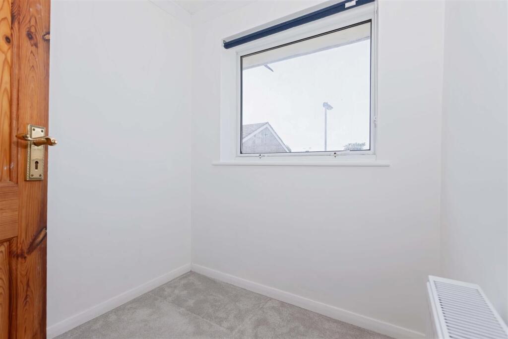 Additional image 8 of Coleridge Crescent, Goring-By-Sea