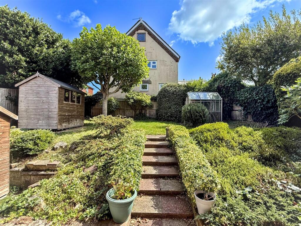 Additional image 12 of Long Acre Close, Eastbourne