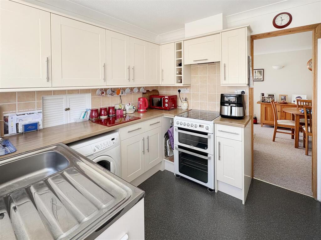 Additional image 5 of Fishers Close, Littlehampton