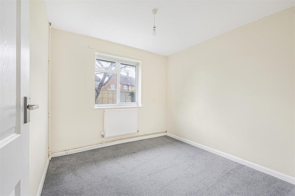 Additional image 19 of Stirling Avenue, Seaford