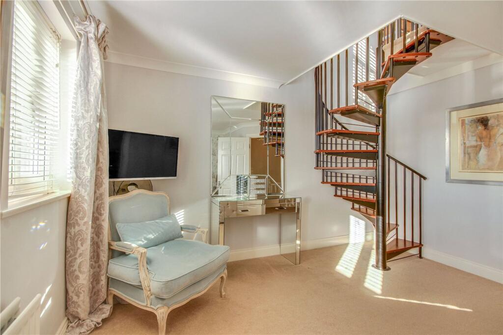Additional image 10 of Pier Road, Littlehampton, BN17
