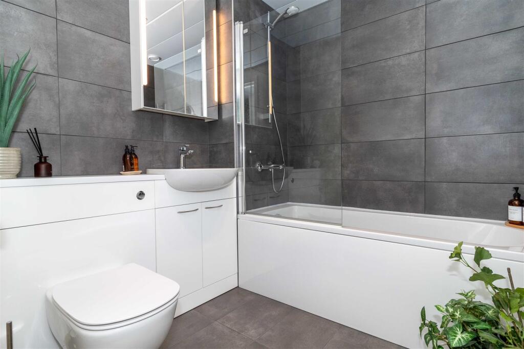 Additional image 11 of Ladybower Road, Worthing