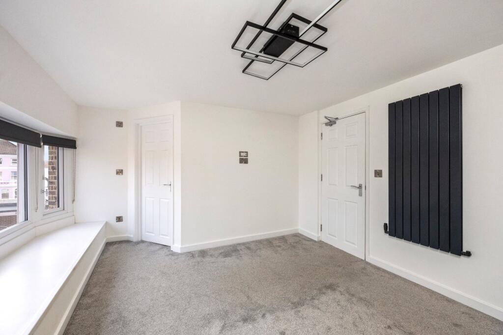 Additional image 16 of South Street, Eastbourne, BN21