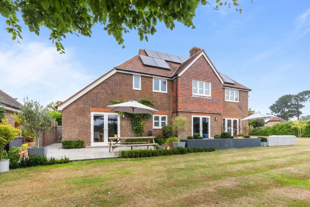 Additional image 19 of East Drive, Angmering, BN16