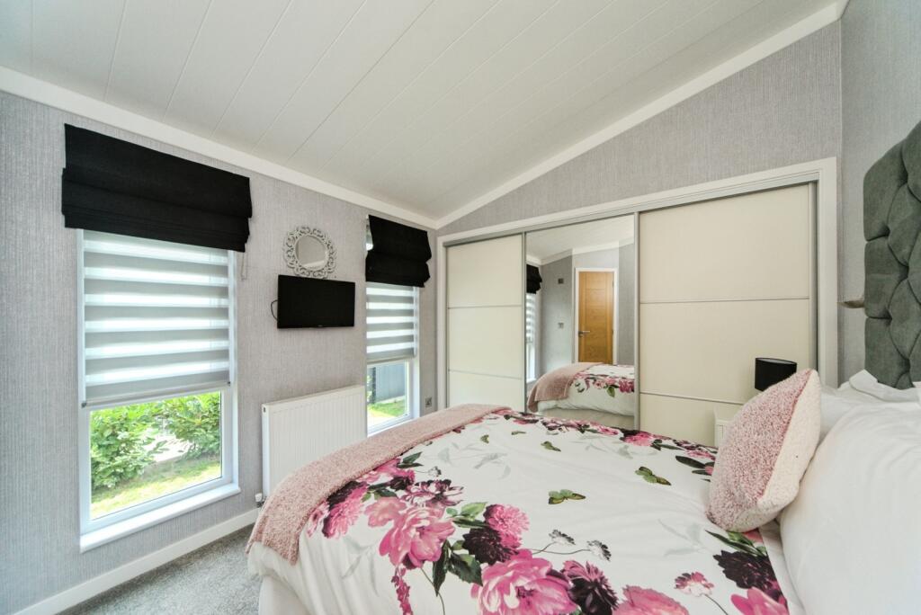 Additional image 4 of Lilies Avenue, Pevensey Bay, Pevensey, East Sussex, BN24