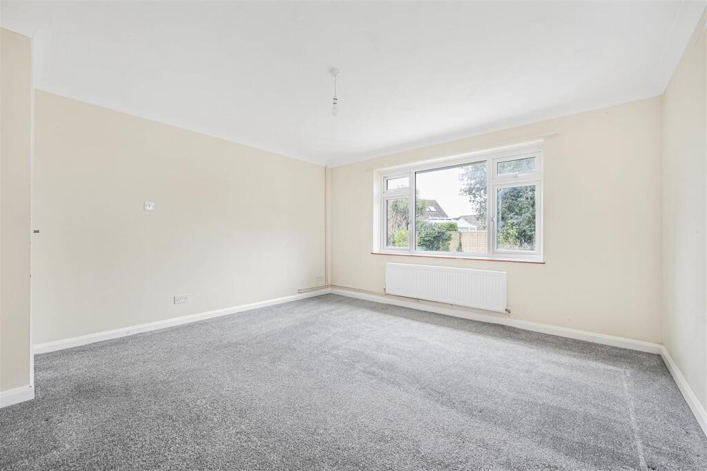 Additional image 20 of Stirling Avenue, Seaford