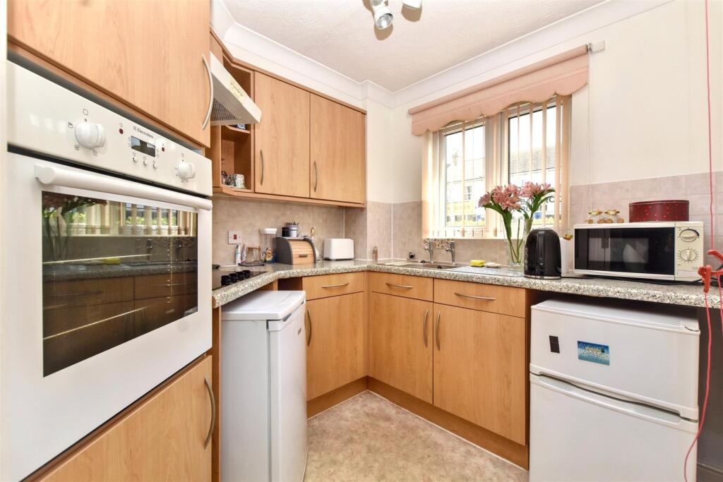 Additional image 10 of Whitley Road, Eastbourne