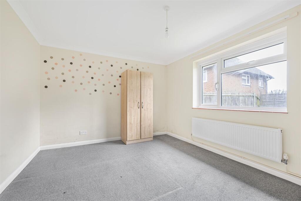 Additional image 22 of Stirling Avenue, Seaford