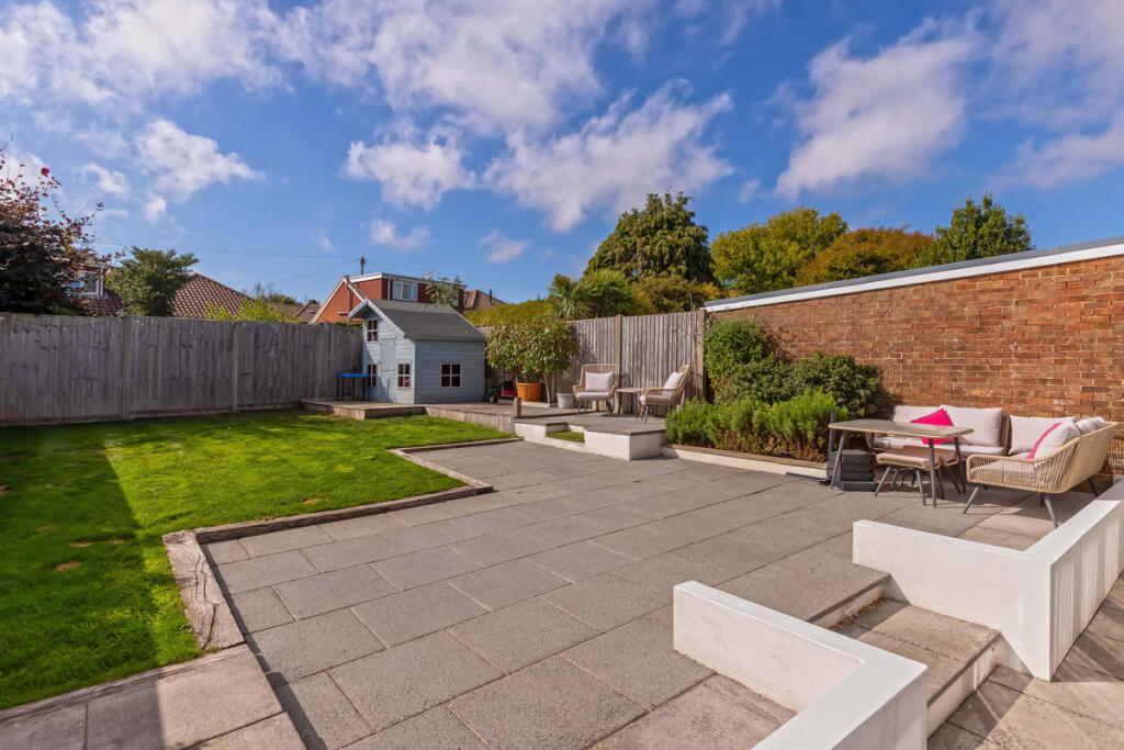 Additional image 2 of Bramber Close, Lancing, BN15