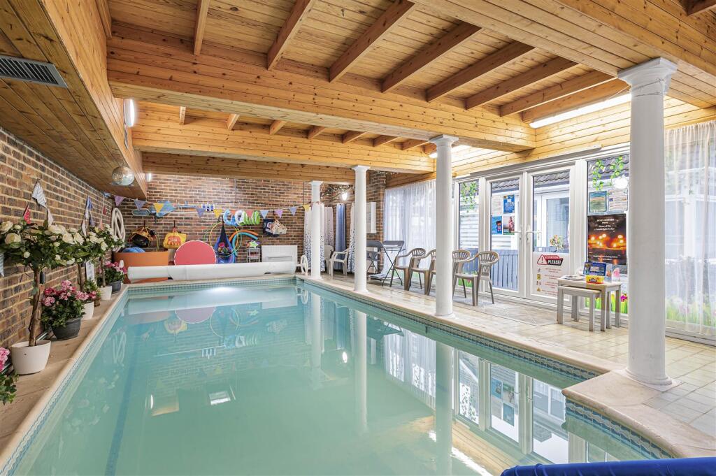 Additional image 2 of Swimming Pool, Chyngton Way, Seaford