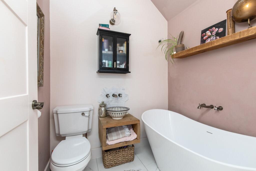 Additional image 16 of Tarrant Wharf, Arundel, BN18