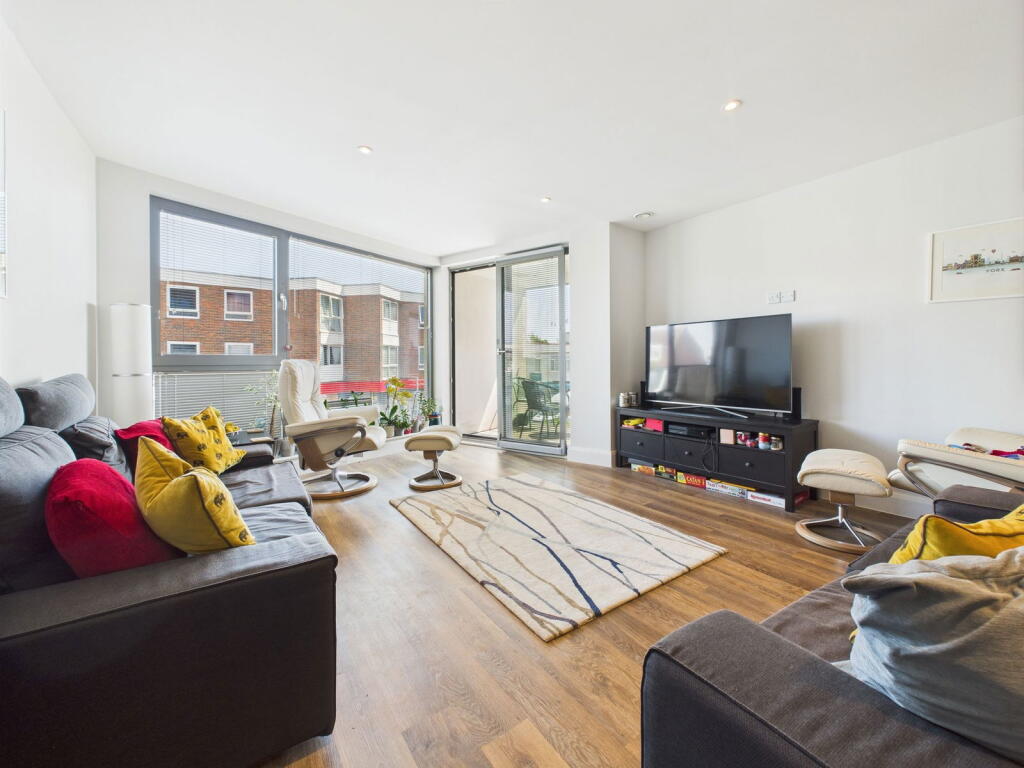 Additional image 3 of Sunbeam Apartments, 164 South Street, BN15 8FA