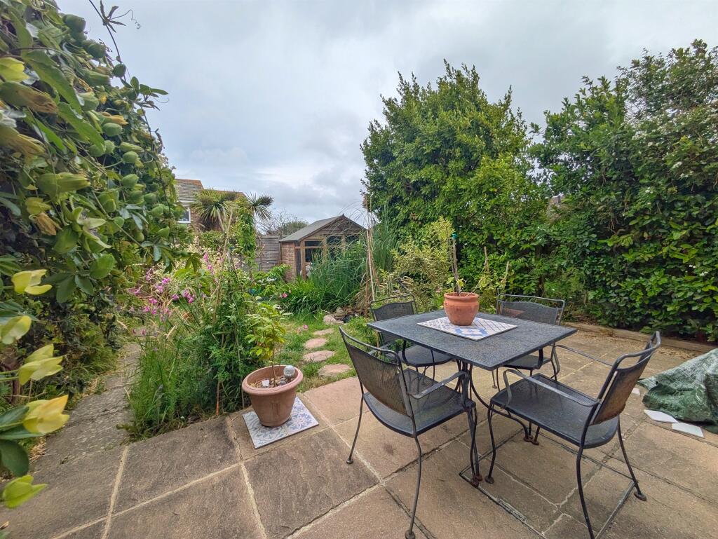 Additional image 10 of Swinburne Avenue, Eastbourne