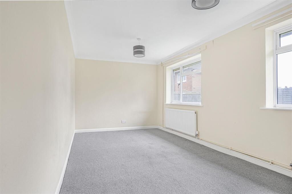 Additional image 15 of Stirling Avenue, Seaford