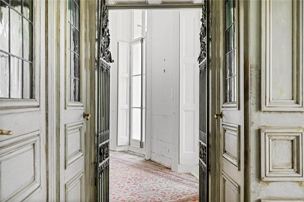Additional image 18 of Lewes Crescent, Brighton, East Sussex, BN2