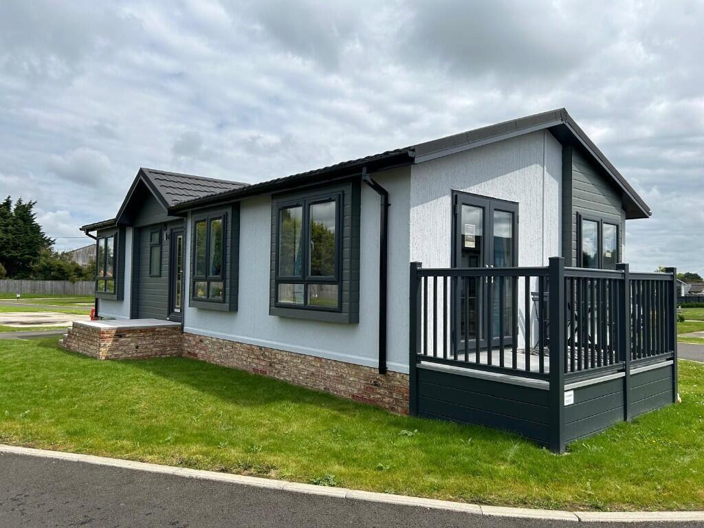 Additional image 15 of Eastbourne Road,
Pevensey Bay,
Pevensey,
BN246DT