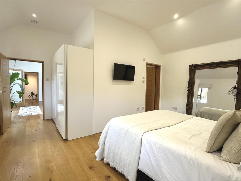 Additional image 30 of New Cote Cottage, 6 Cote Street, High Salvington