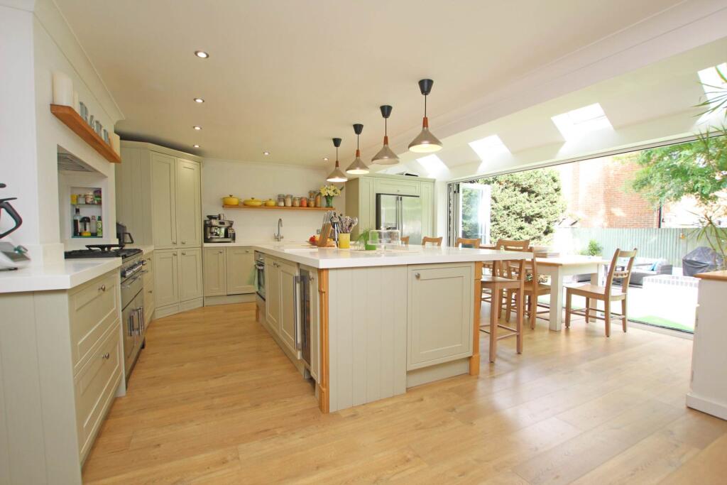 Additional image 2 of Coral Reef Close, Eastbourne, BN23 5PF