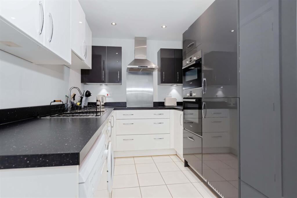 Additional image 2 of Weald Place, Worthing, BN13 2FA