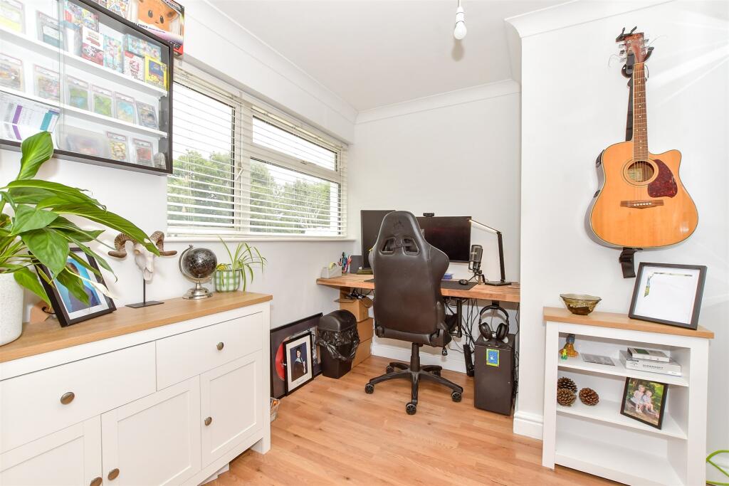 Additional image 14 of Southfields Road, Littlehampton, West Sussex