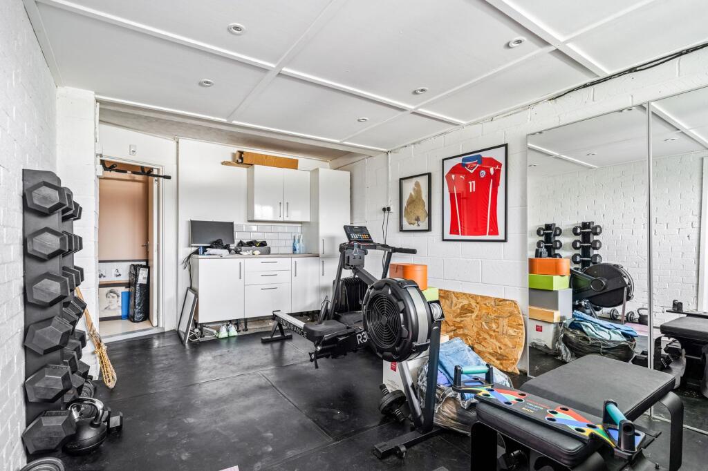 Additional image 35 of Arundel Drive East, Saltdean, BN2