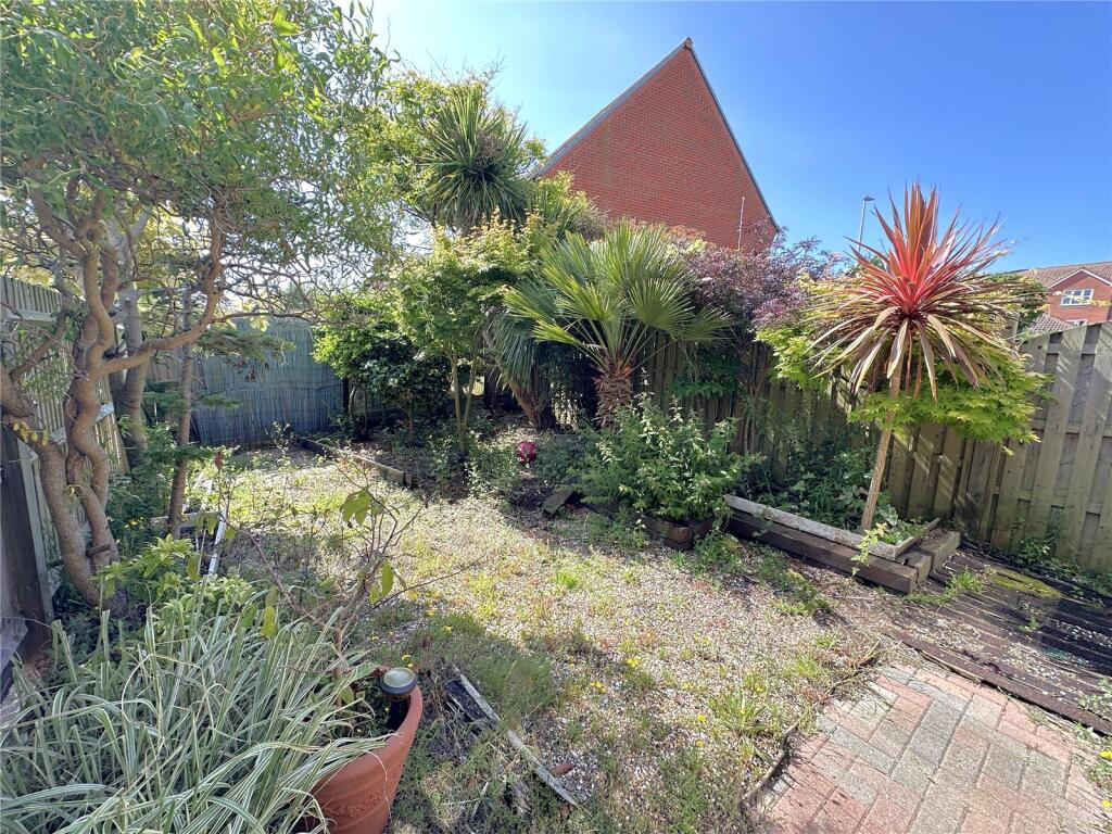 Additional image 12 of St Kitts Drive, Eastbourne, East Sussex