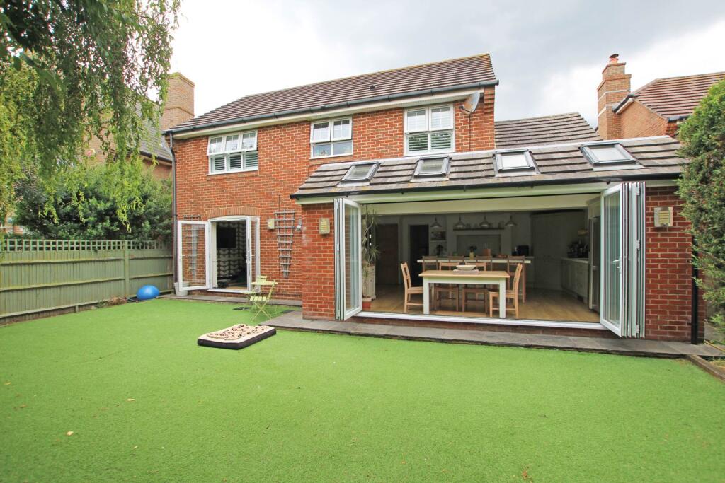 Additional image 11 of Coral Reef Close, Eastbourne, BN23 5PF