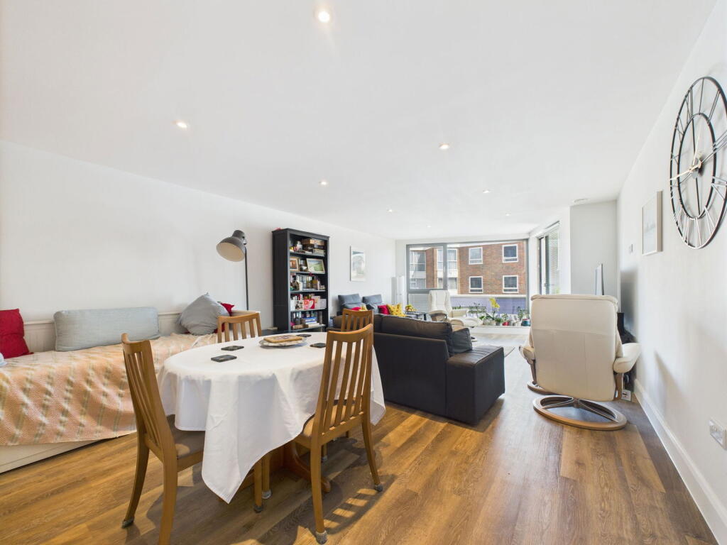 Additional image 6 of Sunbeam Apartments, 164 South Street, BN15 8FA