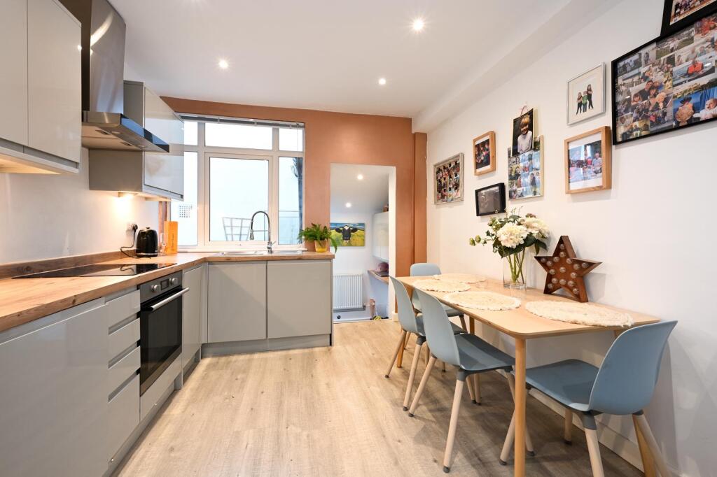 Additional image 2 of Carlyle Street, Brighton