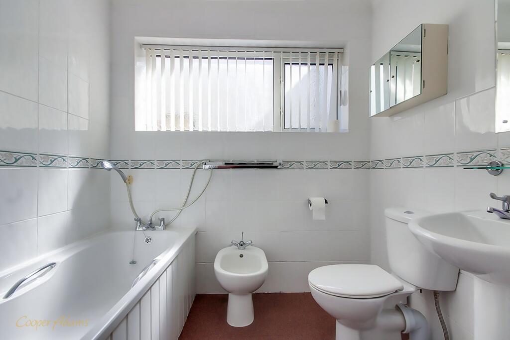 Additional image 14 of Esher Drive, Littlehampton, BN17