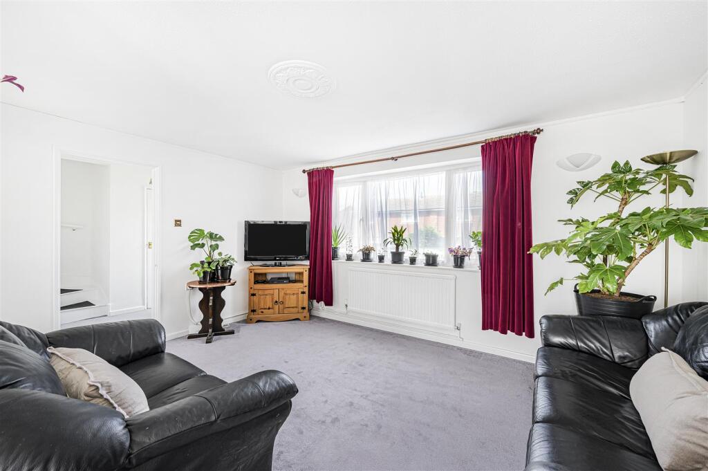 Additional image 21 of Hythe Crescent, Seaford