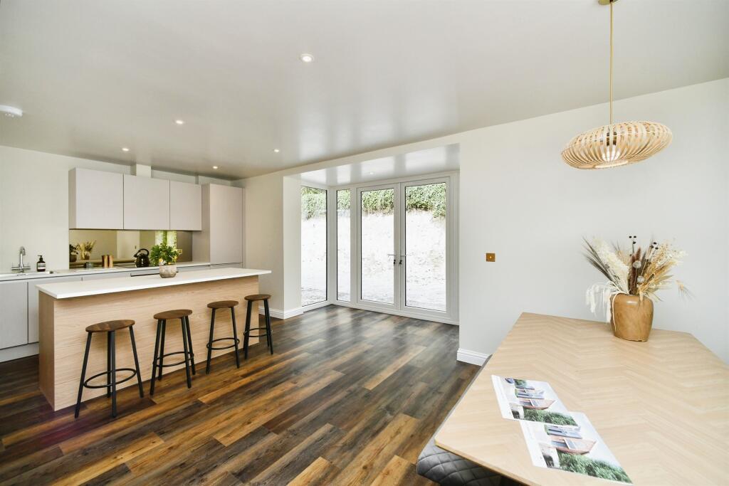 Additional image 5 of Crescent Drive North, Brighton, Brighton