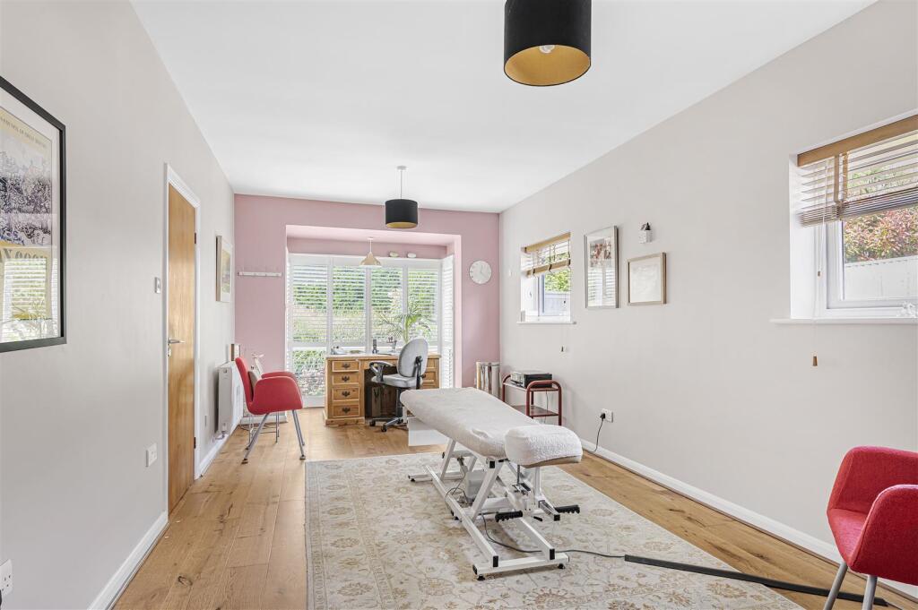 Additional image 6 of Warren Close, Eastbourne