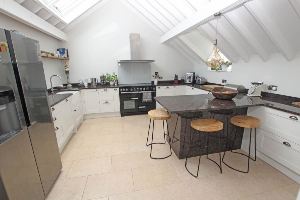 Additional image 3 of Crown Street, Eastbourne, BN21 1NX