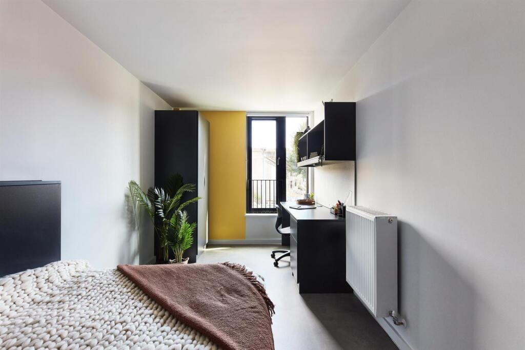 Additional image 28 of Brighton |student | September | BN2