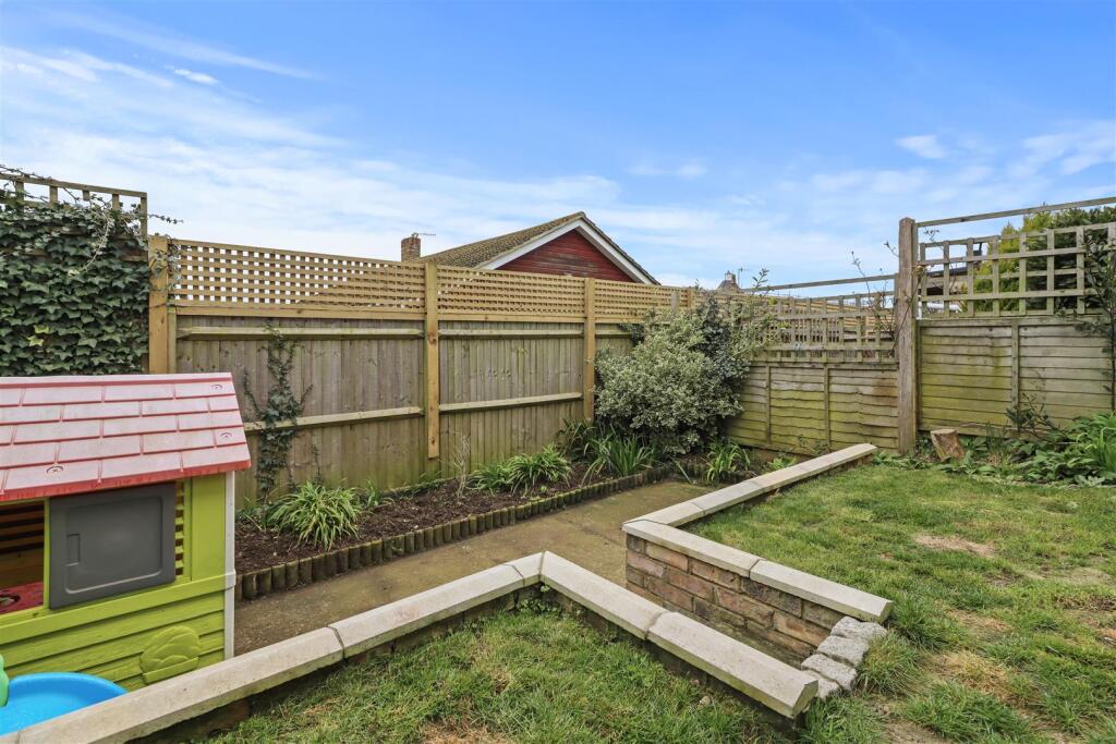 Additional image 14 of Pinewood Close, Seaford