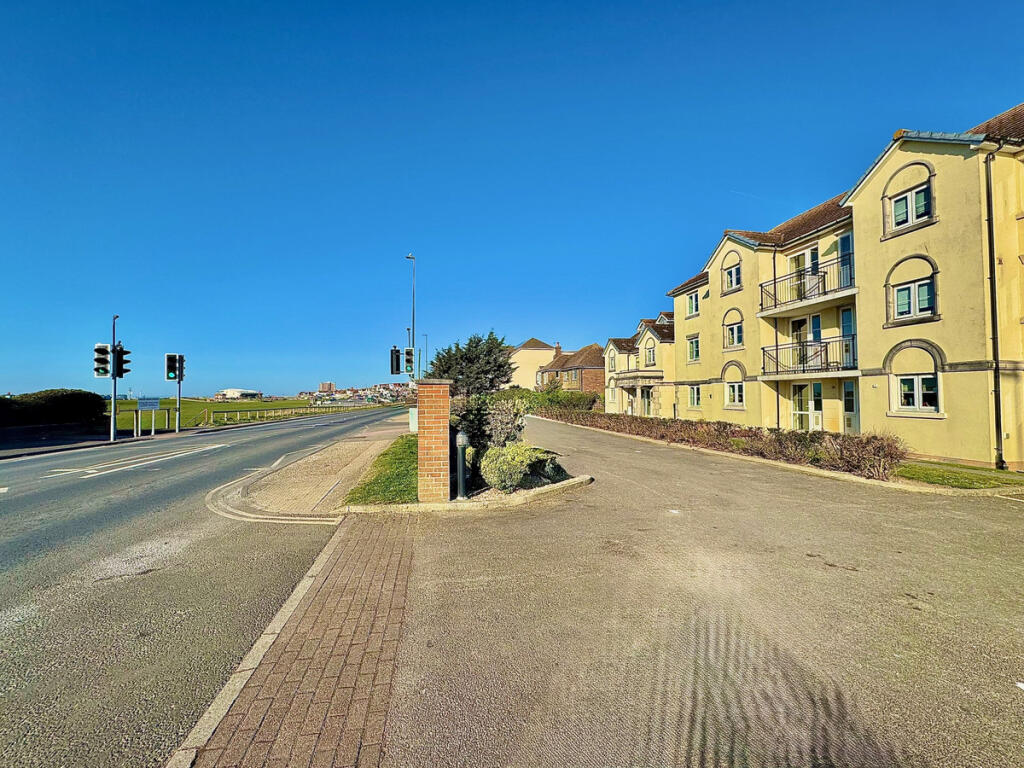 Additional image 11 of Brighton Road, Lancing, BN15