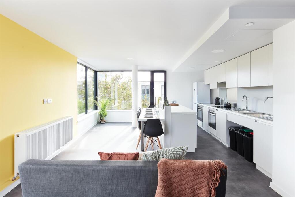 Additional image 27 of Brighton |student | September | BN2