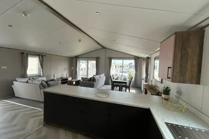 Additional image 4 of Two Bed Willerby Boston 2024, Pevensey Bay Holiday Park, Pevensey Bay, Eastbourne, East Sussex, BN24 6DH